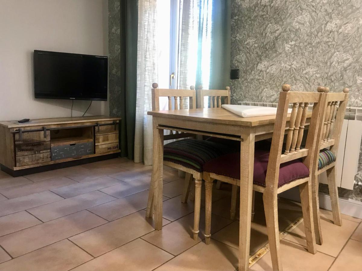 Apartamentos Blasco Трамакастилья-де-Тена Экстерьер фото