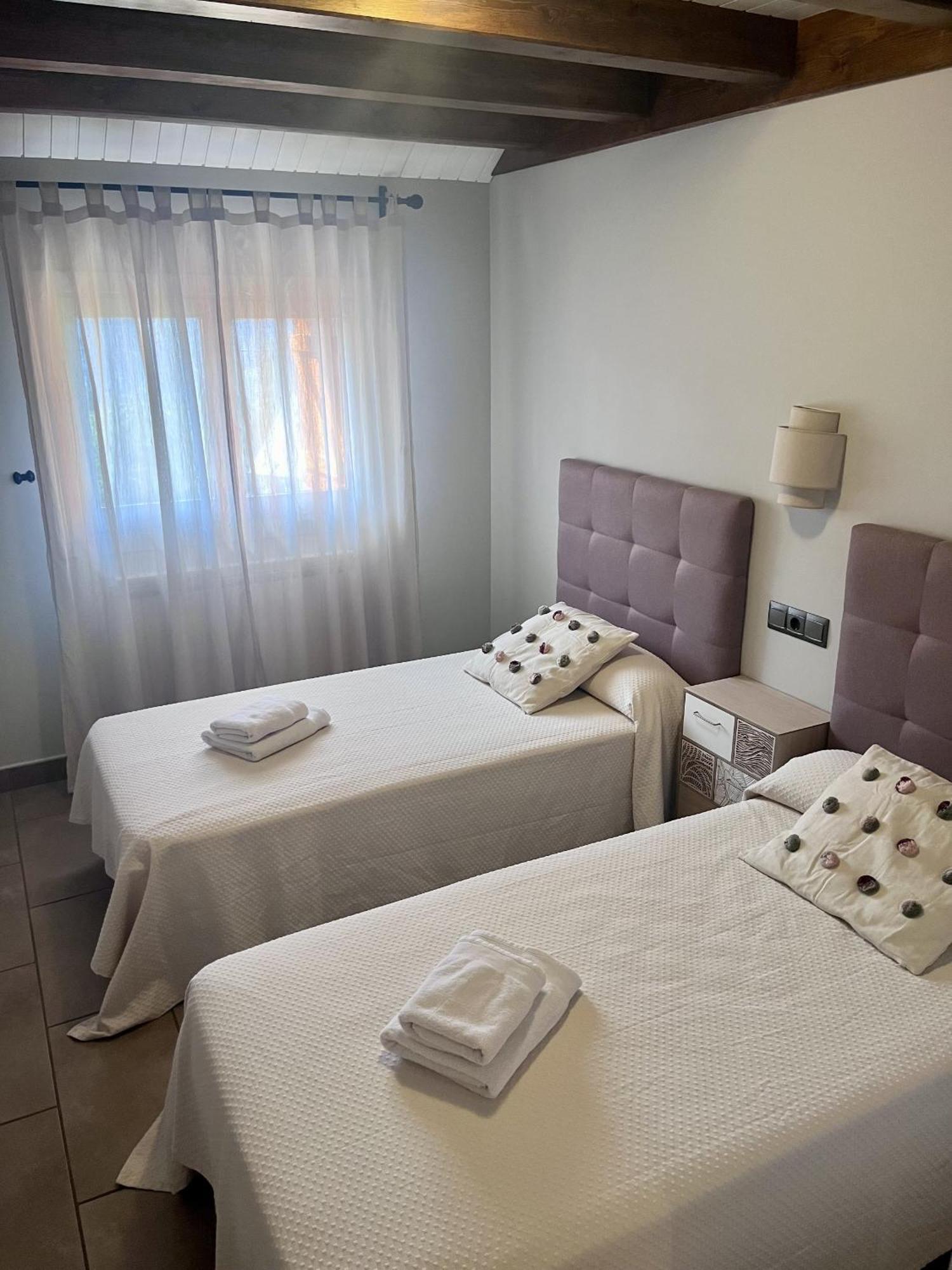 Apartamentos Blasco Трамакастилья-де-Тена Экстерьер фото